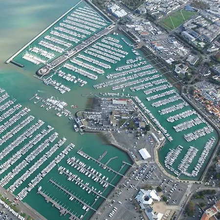 T2 A 50m De La Avec Balcon Et Wifi - Fr-1-825-40 *
